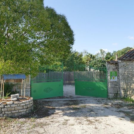 Le Gite De Malecot Gite Familial De 5 Personnes Coulon Dış mekan fotoğraf